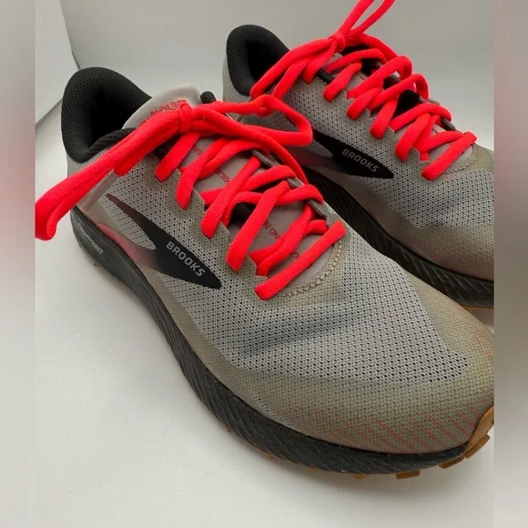 Brooks Catamount Womens Running Ultra Trail Shoe Alloy Pink Black US 9 - Picture 7 of 11